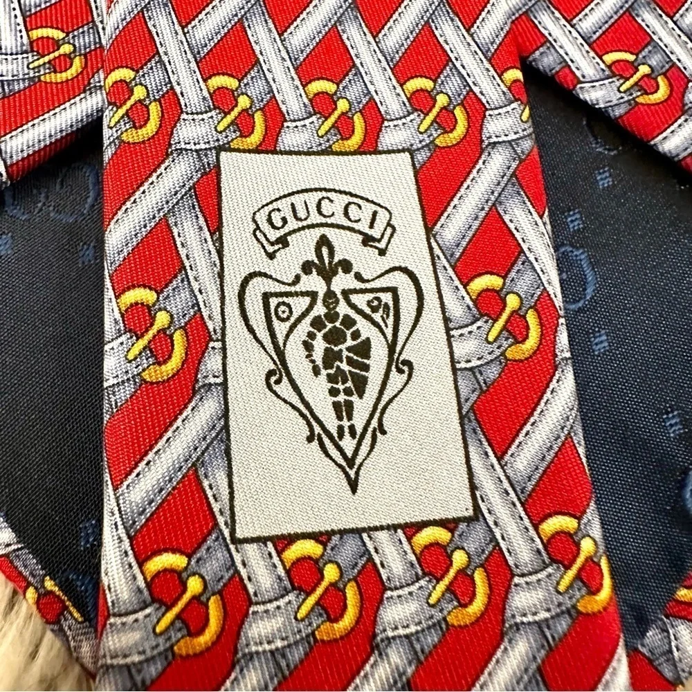 Gucci 100% Silk Men’s Tie Red Blue Gold Size O/S